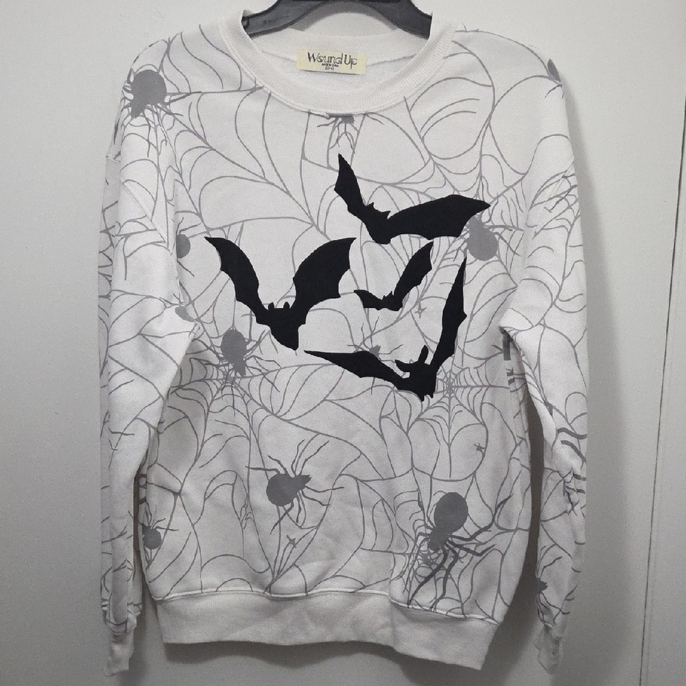 NWOT Wound Up Halloween Bat and Spider Sweatshirt